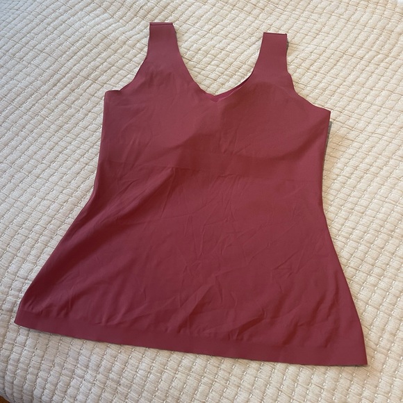 Knix LuxeLift Tank - Picture 2 of 6